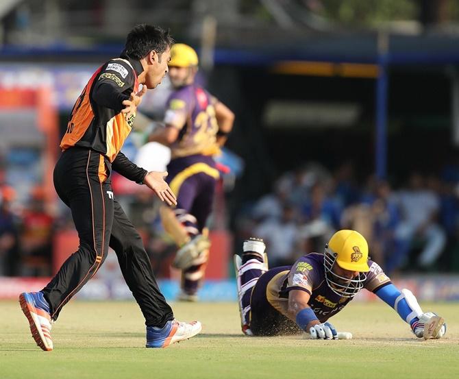 PHOTOS: Uthappa, Spinners Steer KKR To Victory Over SRH - Rediff Cricket