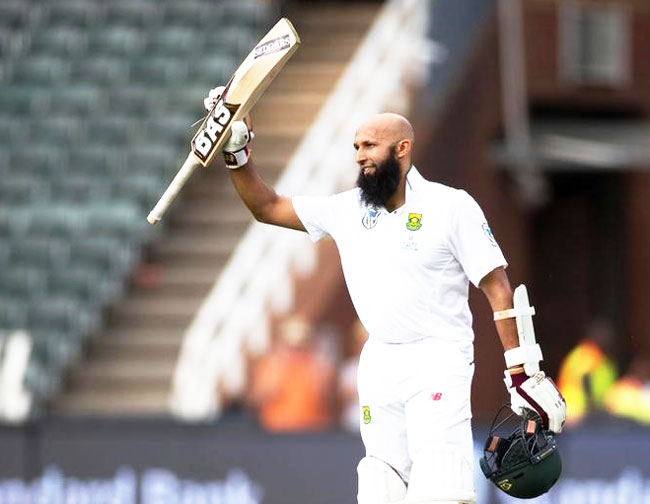 South Africa's Hashim Amla celebrates scoring a century against Sri Lanka during the 3rd Test against Sri Lanka at the Wanderers Stadium in Johannesburg on Thursday