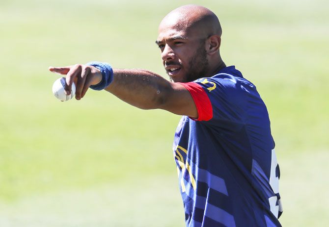 England have brought in left-arm paceman Tymal Mills for the T20s