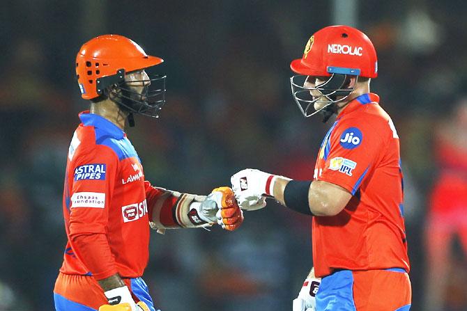 Dinesh Karthik and Aaron Finch