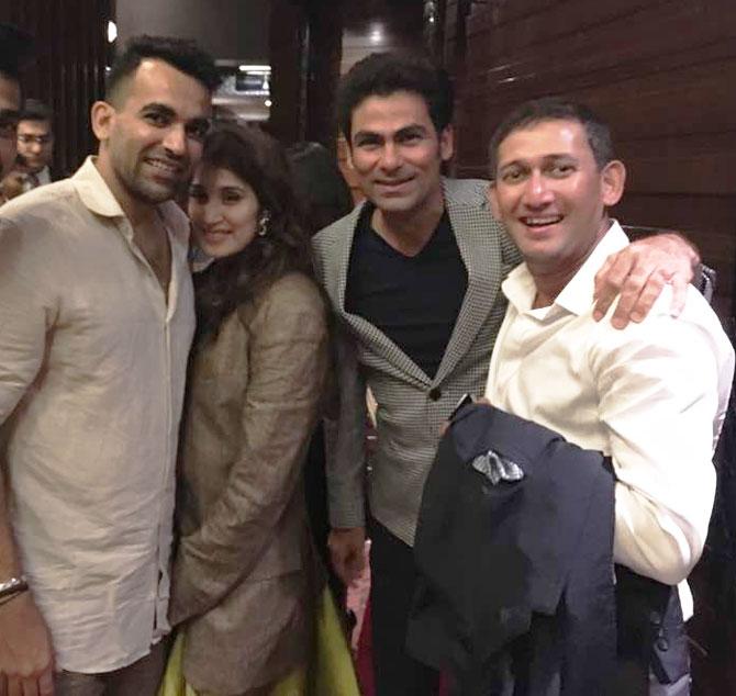 Zaheer Khan and Sagarika Ghatge with Mohammad Kaif and Ajit Agarkar