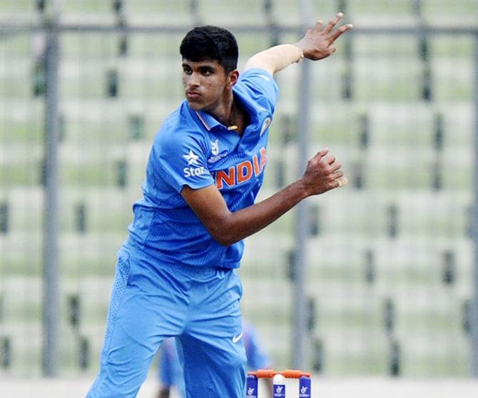 Washington Sundar in action