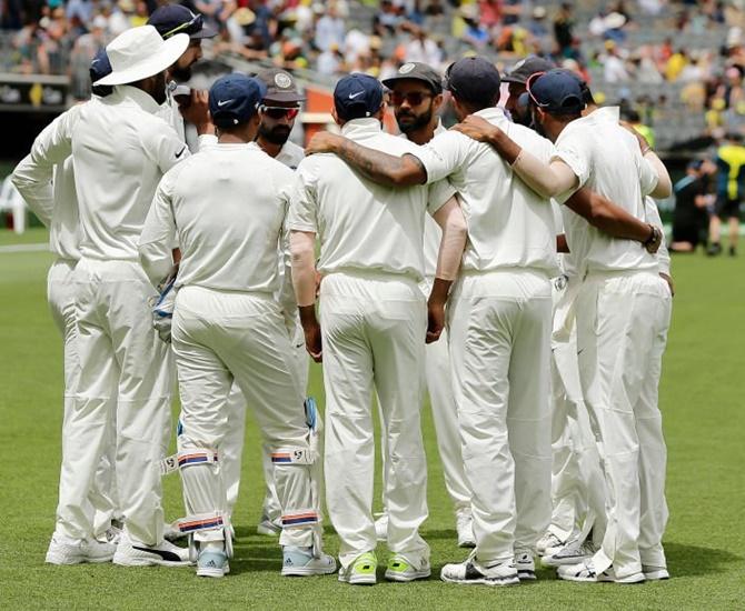 4th Test: Depleted India eye history at Sydney