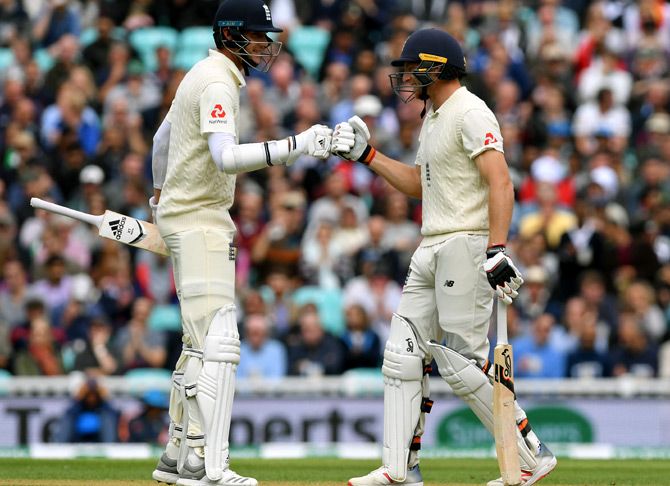 Jos Buttler and Stuart Broad have added 90 runs so far.