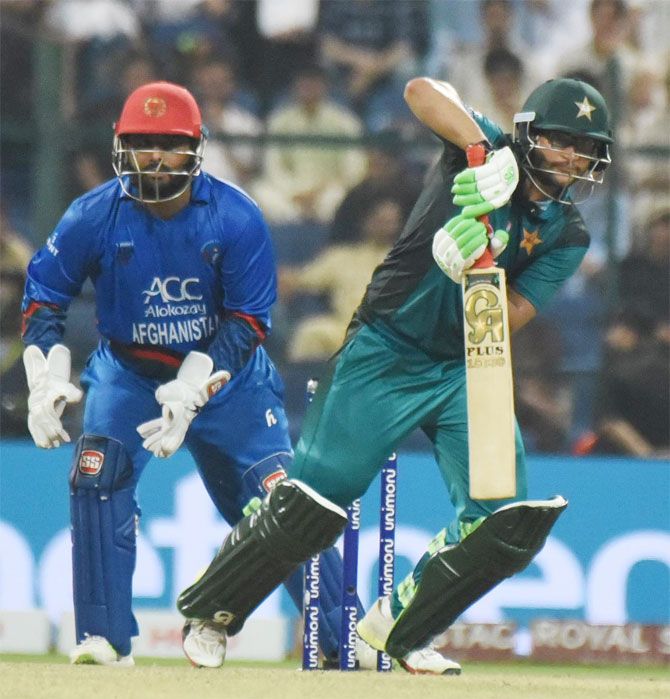 Imam-ul-Haq gave Pakistan a good start, scoring 80