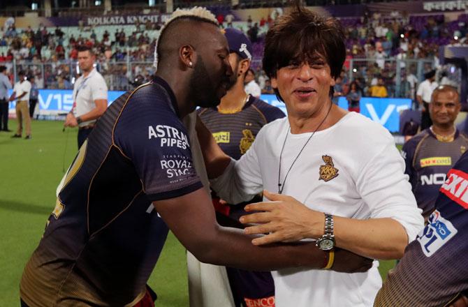 srk in kkr jersey