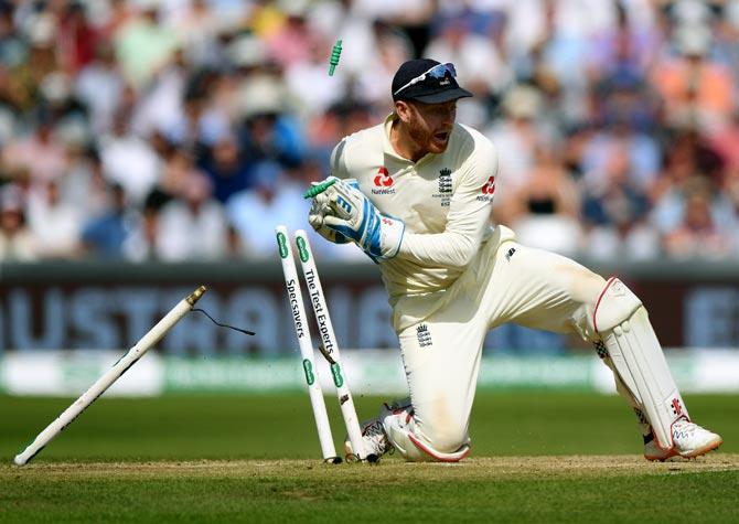 PHOTOS: Captain Root Keeps England's Hopes Alive - Rediff Cricket