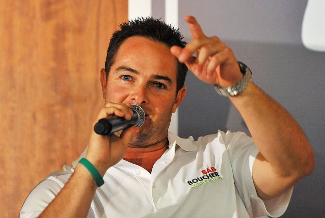 Former South Africa keeper Mark Boucher was forced to retire from the sport after suffering an eye injury in July 2012