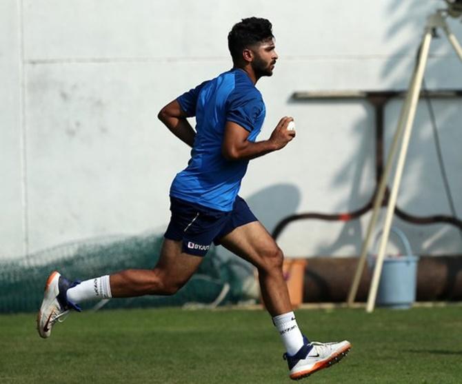  Shardul Thakur became the first Indian bowler to resume training in the month of May