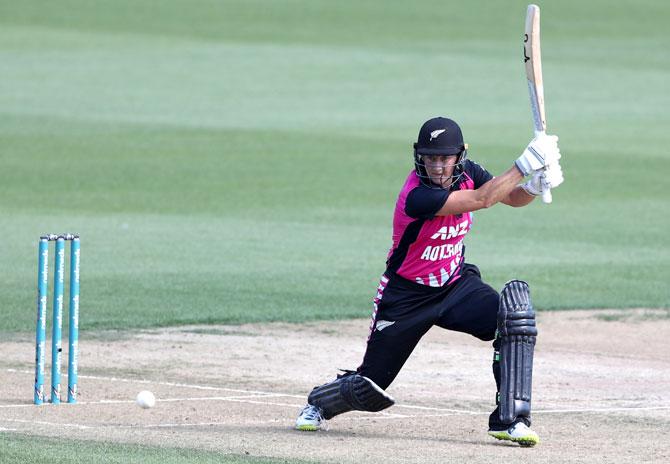 Sophie Devine has enjoyed a stellar run of form over the last 18 months -- she became the first player to score five consecutive fifty-plus scores in T20Is.