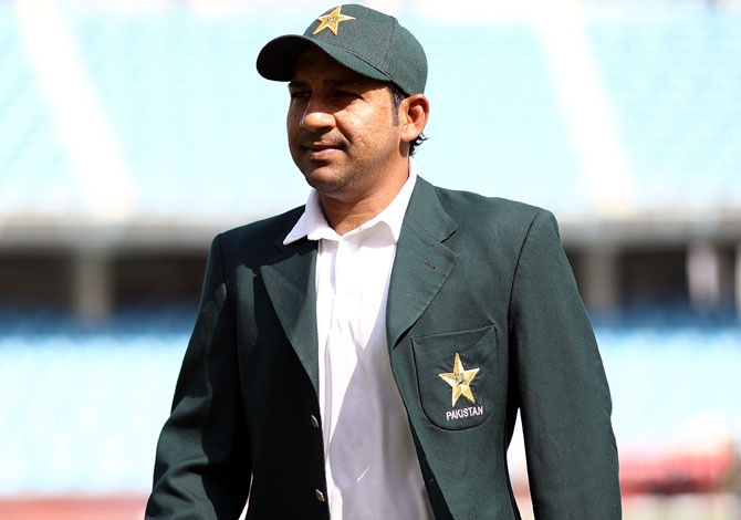 'Sarfaraz should be removed from Test captaincy'