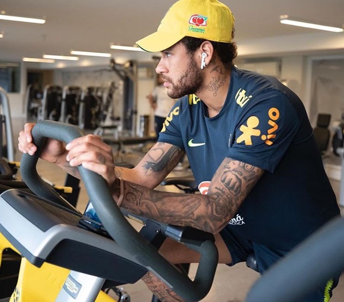 Neymar hints at PSG stay after social media picture post - EgyptToday