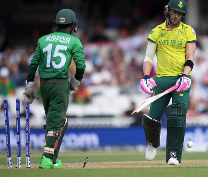 Duminy reckons SA one performance away from momentum