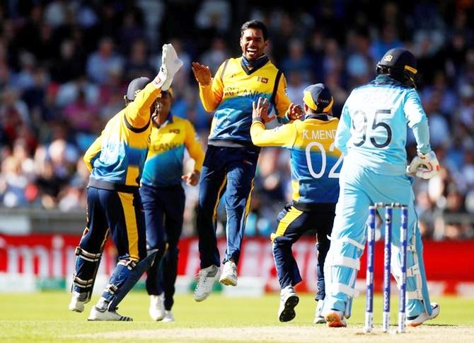 Sri Lanka's Dhananjaya de Silva celebrate