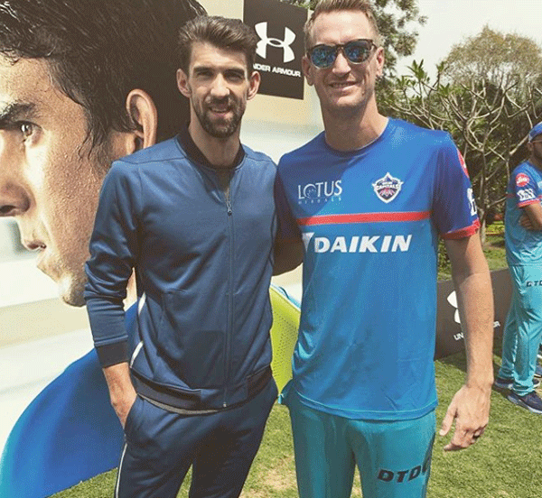 South African cricketer Chris Morris with Olympic swimming champion Michael Phelps