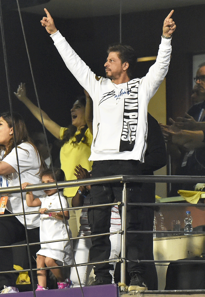 Shah Rukh cheers his team on during the match