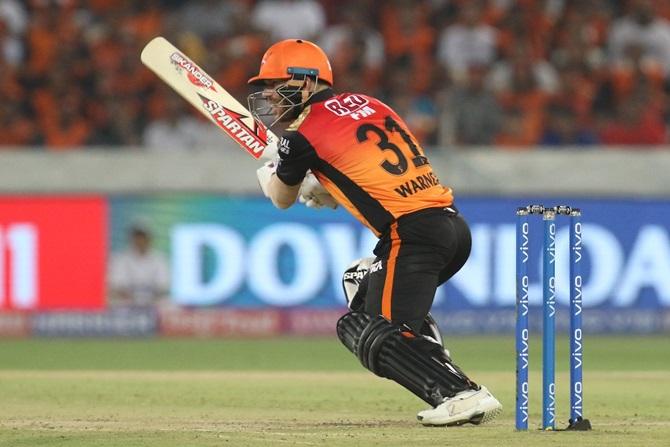 David Warner set the platform for Sunrisers Hyderabad with a breezy 69 off 37 balls