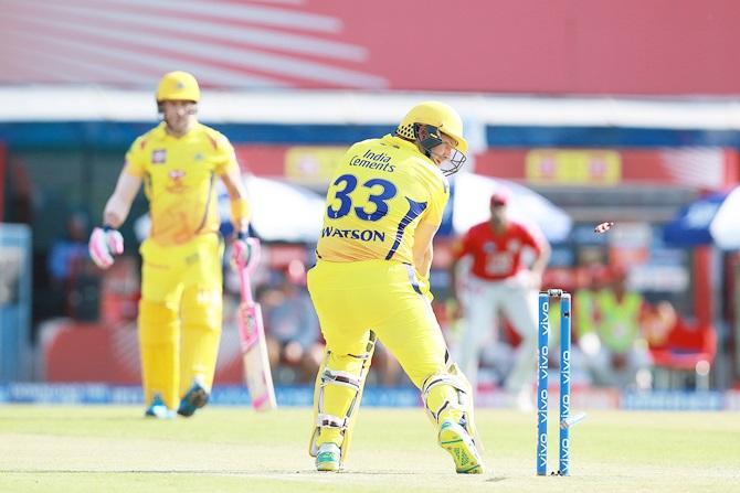 Shane Watson is bowled by Sam Curran