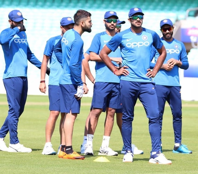 Weather will dictate India-Pak lineup