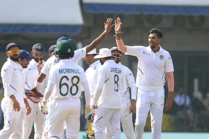 Ishant Sharma celebrates after dismissing Shadman Islam.