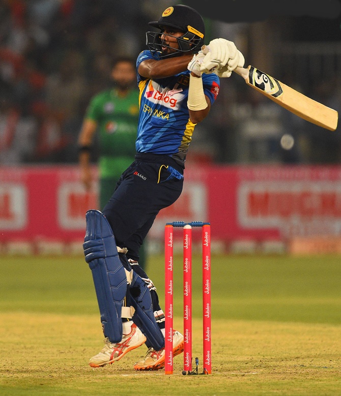 Oshanda Fernando hit a gritty unbeaten 78 off 48 balls, the highest score by a Sri Lanka batsman on debut. 