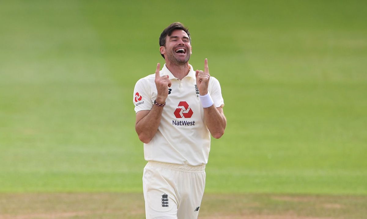 England's James Anderson celebrates on dismissing Pakistan's Azhar Ali to claim 600 Test wickets 