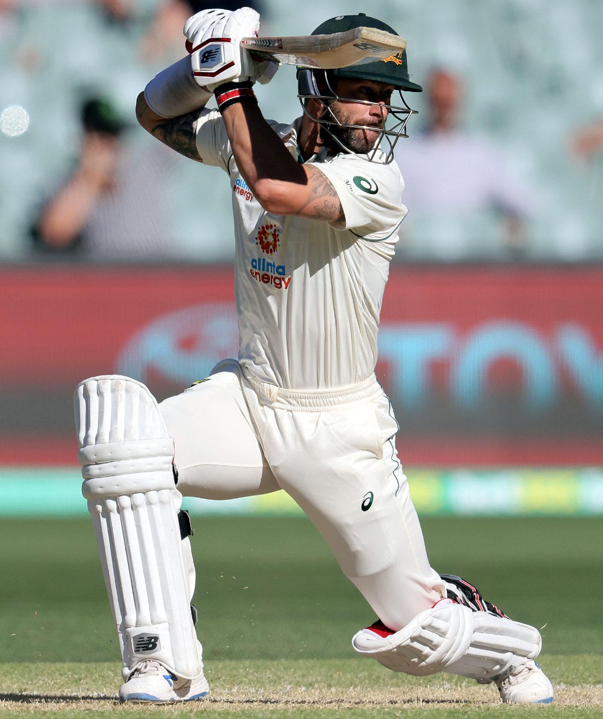 Matthew Wade bats during Day 3