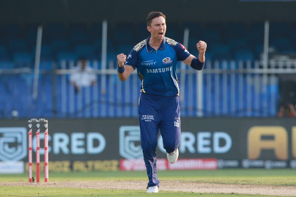 Mumbai Indians' Trent Boult celebrates the wicket of Sunrisers Hyderabad's Kane Williamson 