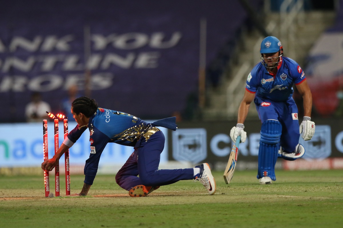 Marcus Stoinis of Delhi Capitals run out by Rahul Chahar