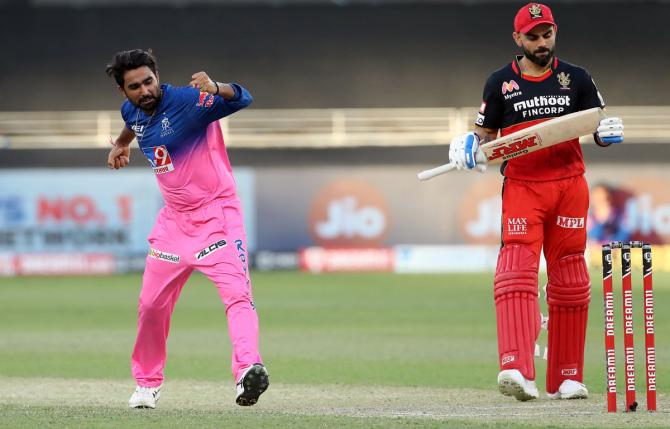 Rahul Tewatia celebrates after taking the wicket of Devdutt Padikkal (not in picture)