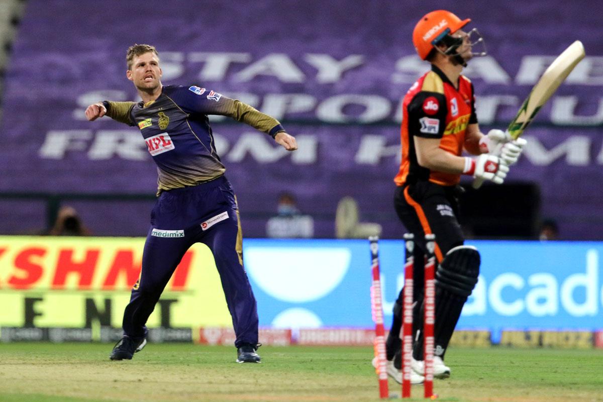 Lockie Ferguson celebrates the wicket of David Warner in the Super Over