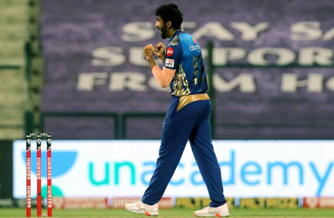 Jasprit Bumrah celebrates the wicket of Virat Kohli