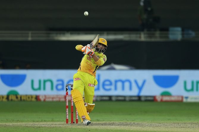Ravindra Jadeja hits a six off the last delivery to win the match for Chennai Super Kings