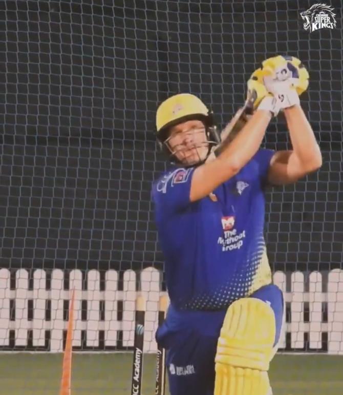 Shane Watson bats in the nets