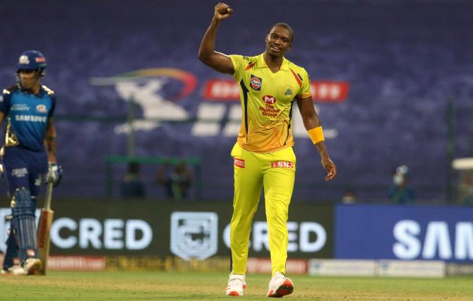 Lungi Ngidi celebrates after taking the wicket of James Pattinson