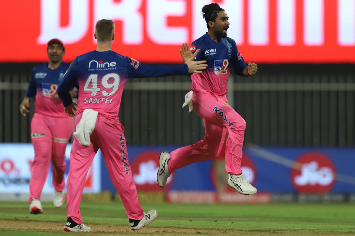 Rahul Tewatia celebrates after taking the wicket of Ruturaj Gaikwad