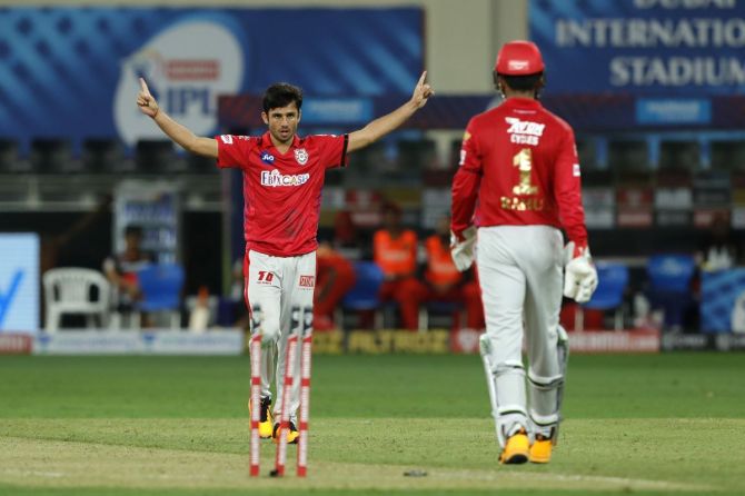 Ravi Bishnoi celebrates Aaron Finch's wicket