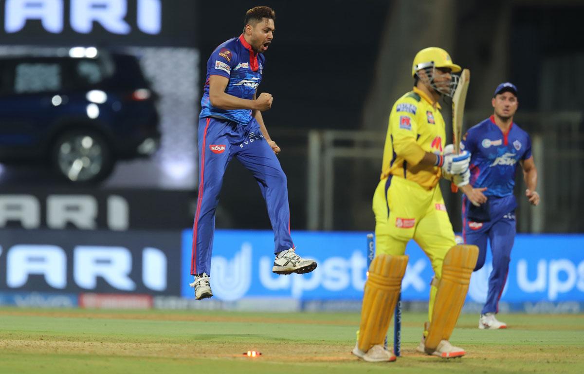 Avesh Khan celebrates the wicket of Mahendra Singh Dhoni