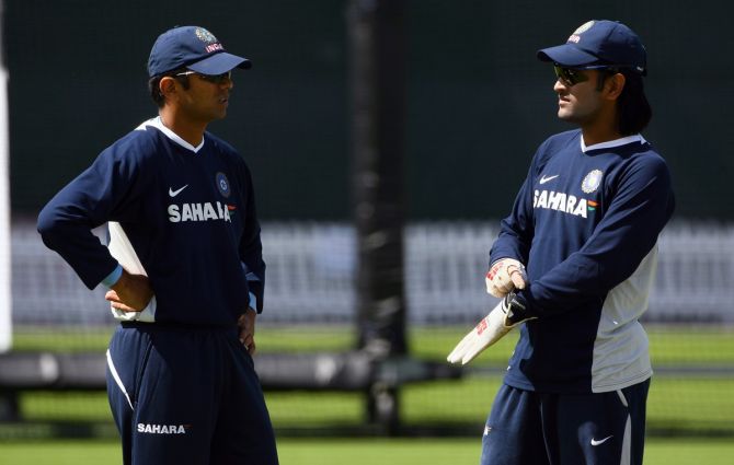 Rahul Dravid and Mahendra Singh Dhoni chat during an India nets session at Lord's during the tour of England in 2007
