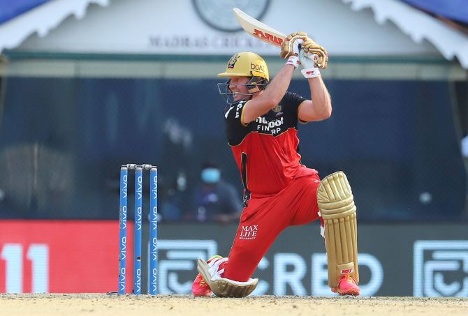AB de Villiers was unbeaten with a superb 76 off 34 balls.