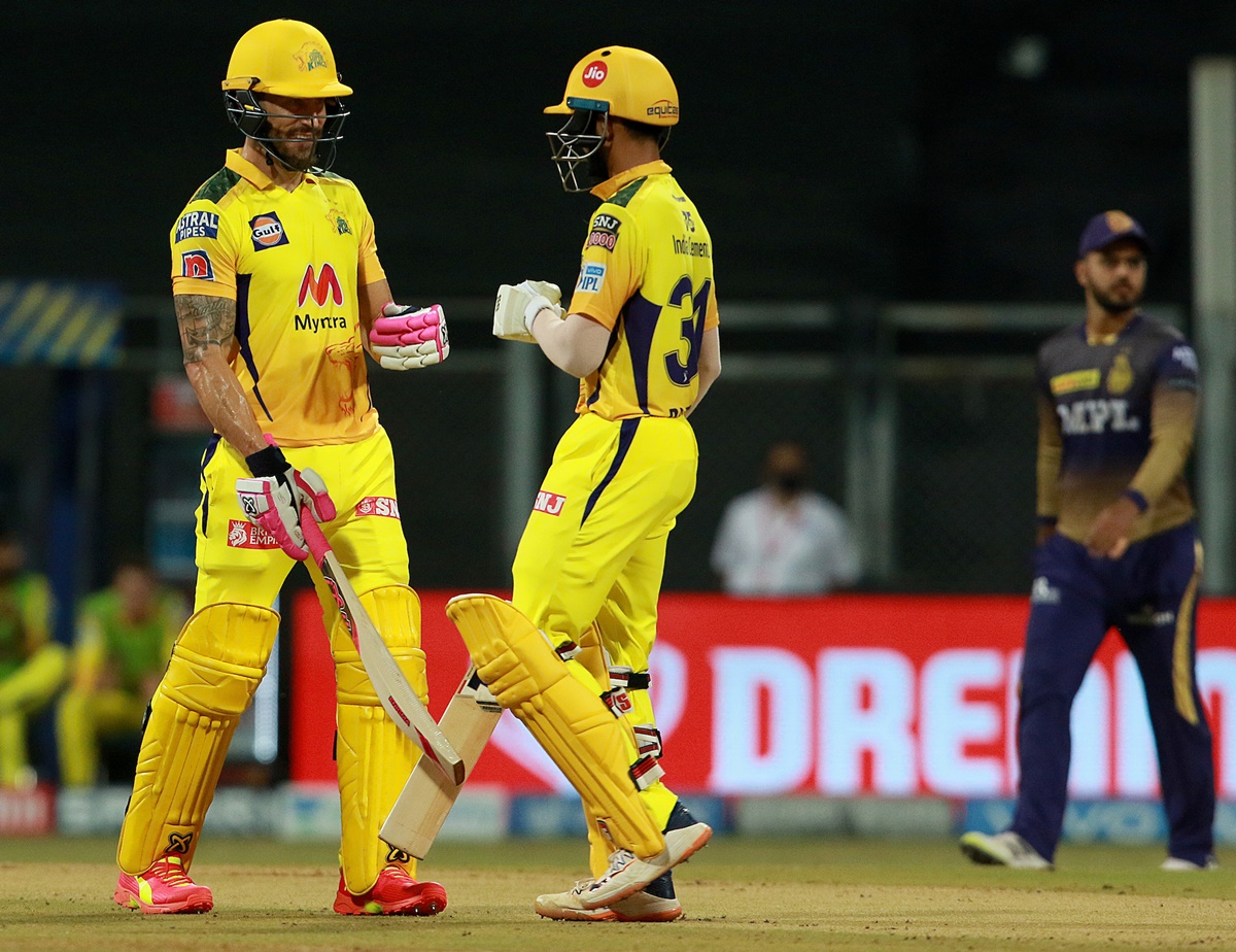 Ruturaj Gaikwad and Faf du Plessis celebrate a four