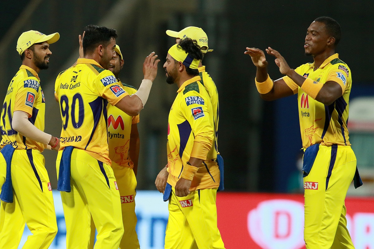 Chennai Super Kings players celebrate after Deepak Chahar dismisses Shubman Gill