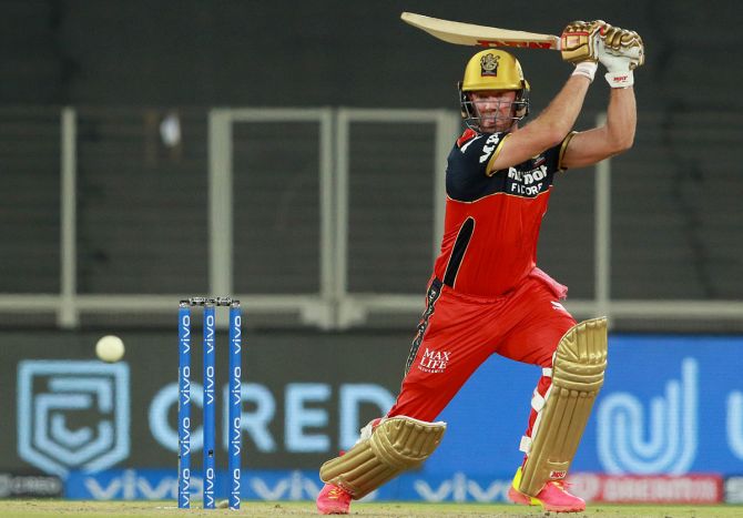 AB de Villiers scored 75 off 42 balls to rally RCB