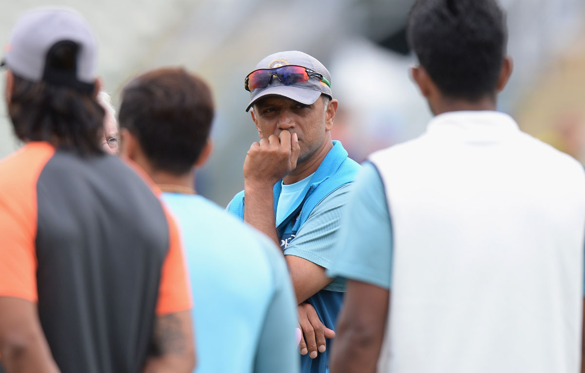 Why Dravid won't replace Shastri as India coach