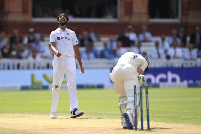 Ishant Sharma celebrates after bowling Jos Buttler.