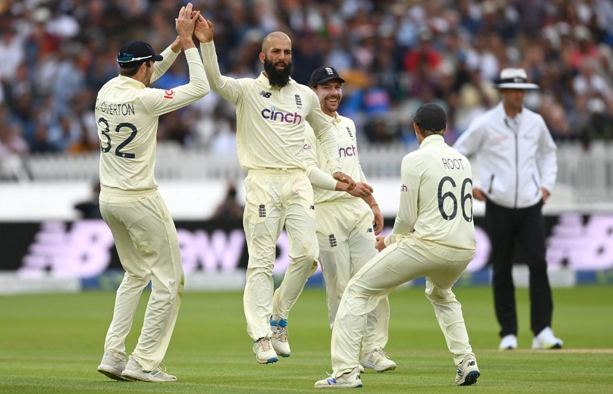 Moeen Ali celebrates dismissing Ravindra Jadeja.