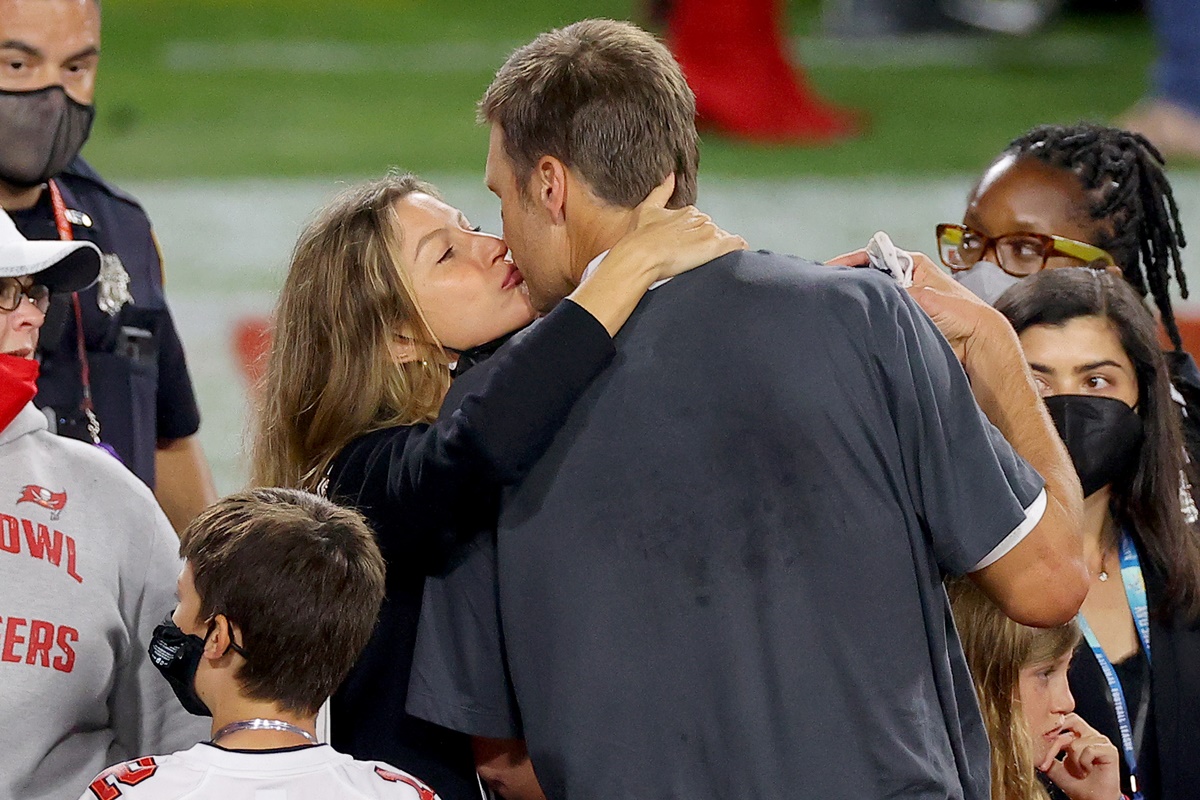 Tom Brady earns seventh Super Bowl ring, leads Buccaneers to