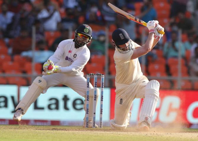 India wicketkeeper Rishabh Pant takes the catch to dismiss Dom Sibley off the bowling of Axar Patel 