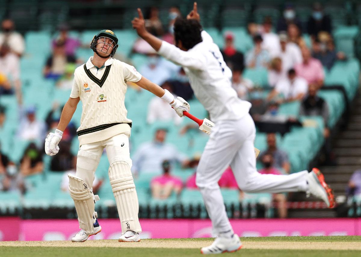 Marnus Labuschagne reacts after being dismissed by Ravindra Jadeja