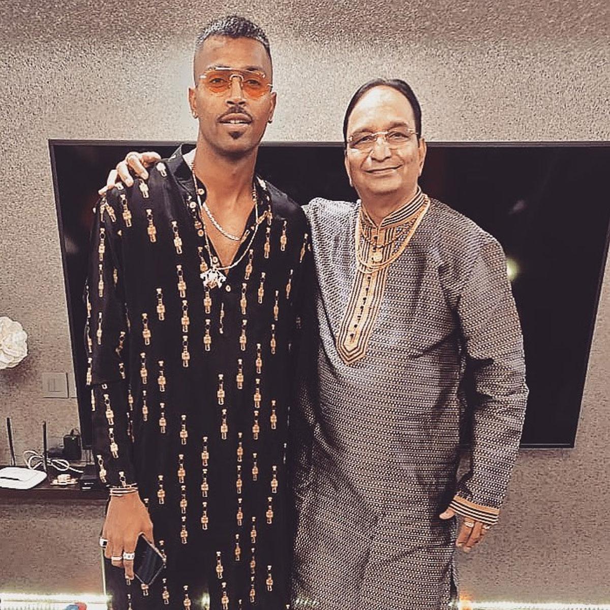 Hardik Pandya with his father